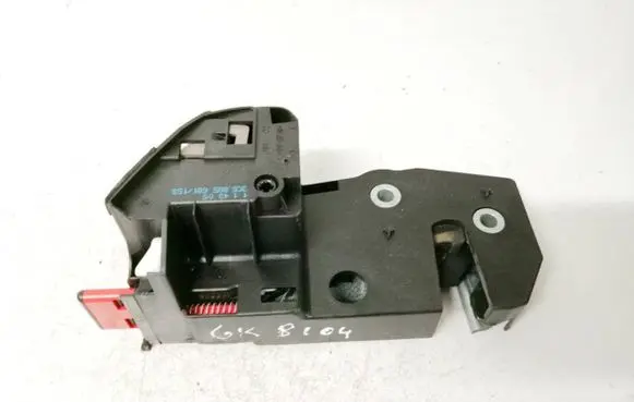 Volkswagen PASSAT B6 Seat back rest lock catch 3c5885681