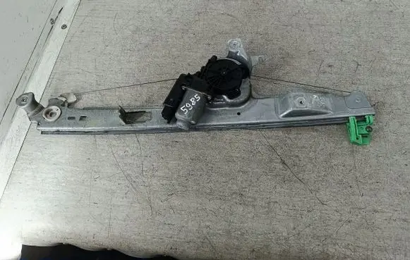 Renault Scenic II - Grand scenic II Front door window regulator with motor 