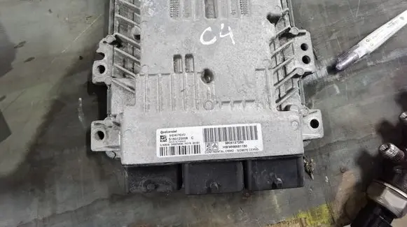 Citroen C4 II Picasso Engine control unit/module S180123008C 9666681180 9804127280