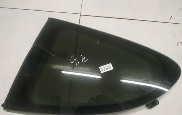 Peugeot 207 Rear side window as2
