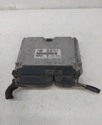Volkswagen Golf IV Engine control unit/module 038906018AE 28SA3709 0281001851