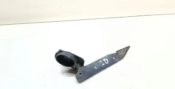 BMW 3 E90 E91 Fender mounting bracket 7058448