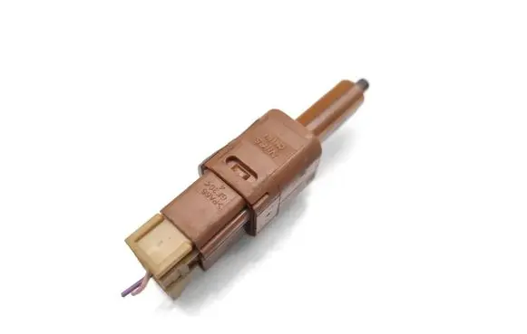 Nissan Qashqai Brake pedal sensor switch 16524MN