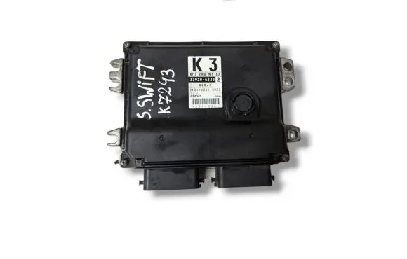 Suzuki Swift I Engine control unit/module ECU MB112300-0933 33920-62J3