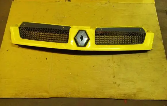 Renault Master II Front grill 8200233765