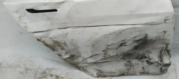 Tesla Model 3 Rear door balta