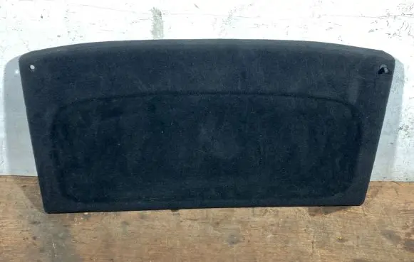 Volkswagen Golf IV Parcel shelf