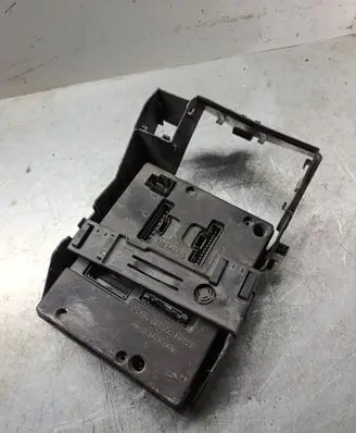 Renault Scenic I Fuse module 8200029342B