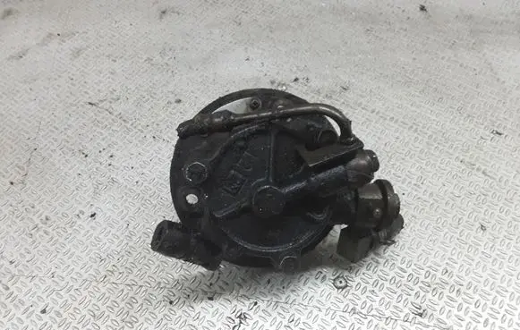 Nissan Primera Vacuum pump 146502J601