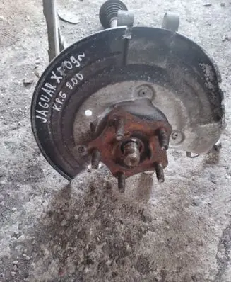 Jaguar XF Rear wheel hub