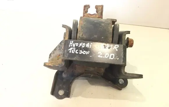 Hyundai Tucson JM Engine mount bracket 218322E500