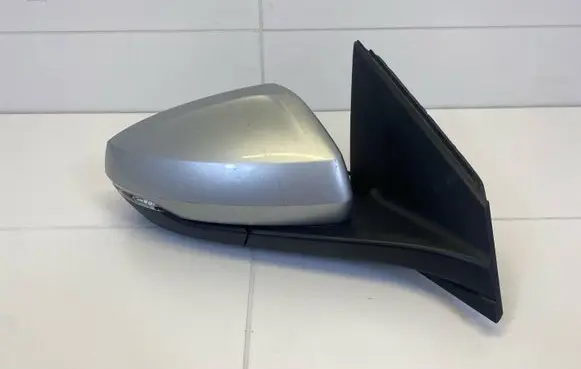 Volkswagen Polo Front door electric wing mirror 2G0857934