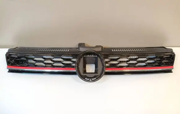Volkswagen Golf VII Front bumper upper radiator grill