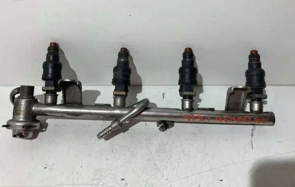 Audi A4 S4 B5 8D Fuel main line pipe 058133681