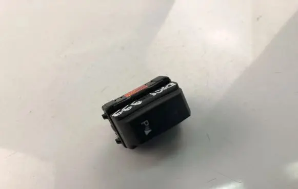 Dacia Sandero Other switches/knobs/shifts 284487915R