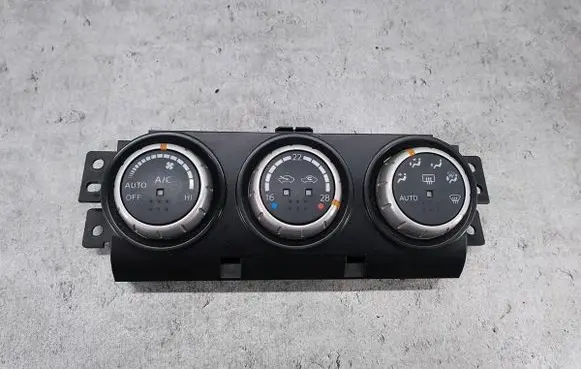 Nissan X-Trail T31 Climate control/heater control trim 27500JB74A