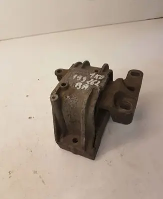 Audi A4 S4 B6 8E 8H Engine mount vacuum valve 1K0199262BA