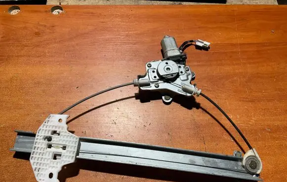 Hyundai Matrix Rear door window regulator with motor 9881017200