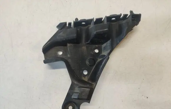 Volvo XC60 Front bumper mounting bracket 31383163