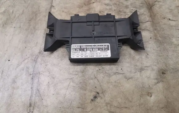 BMW 5 E39 Ultrasonic Sensor 8379939