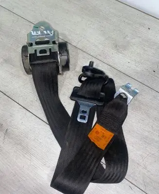 Ford Focus C-MAX Rear seatbelt 601597700 040720