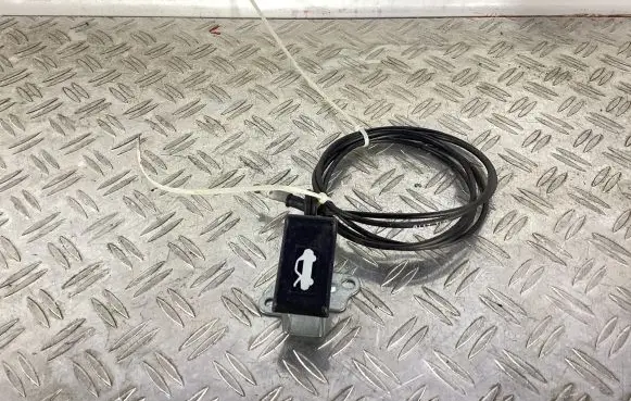 Honda Accord Engine bonnet (hood) release handle