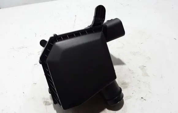 Volvo XC40 Air filter box 32146440