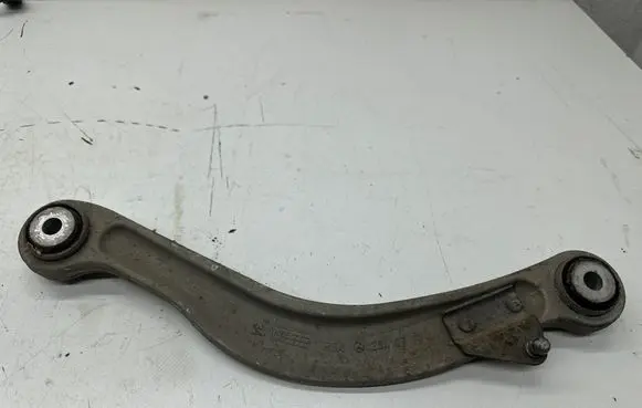Mercedes-Benz CLS C218 AMG Rear control arm 20407F