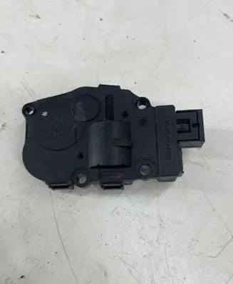 Mercedes-Benz GL X164 Air flap motor/actuator EFB336 9286080
