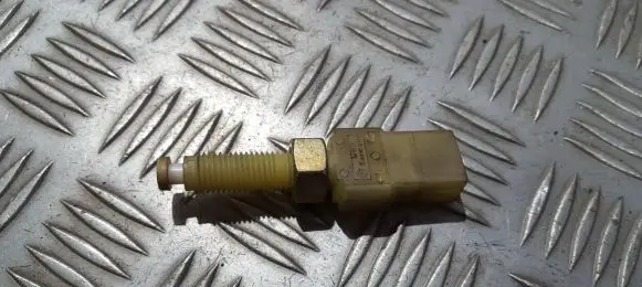 Brake pedal sensor switch