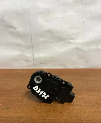Mercedes-Benz S W221 Intake manifold valve actuator/motor 410475520 D3178