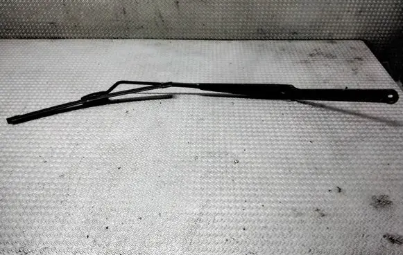Nissan X-Trail T30 Windshield/front glass wiper blade B46LA