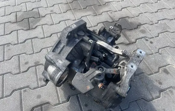 Seat Leon (1P) Manual 5 speed gearbox JCR