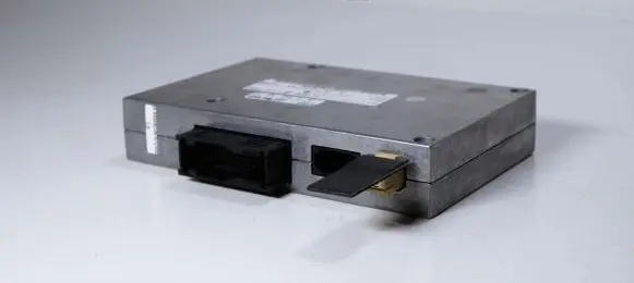 Audi A6 S6 C6 4F Bluetooth control unit module 4E0862335