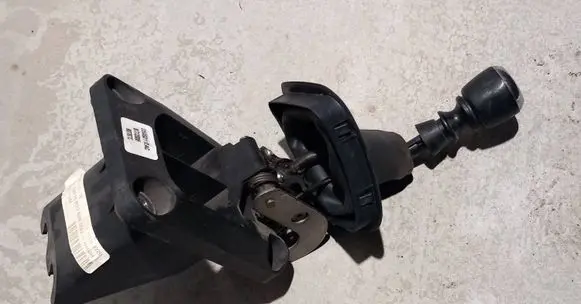 Dodge Caliber Gear shifter/selector 05062112AC 90787C 872006