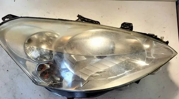 Peugeot Partner Headlight/headlamp 57425743 1096 57445745