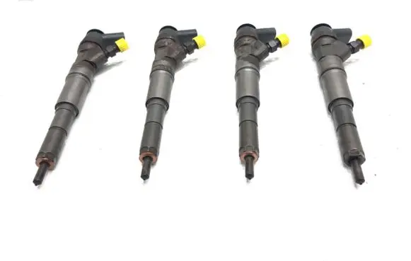 Audi A5 8T 8F Fuel injectors set 0445110209