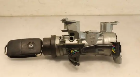 Volkswagen Golf V Ignition lock