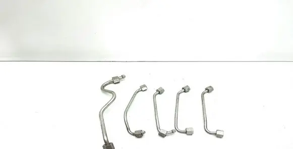 BMW 3 E90 E91 Fuel injector supply line/pipe 