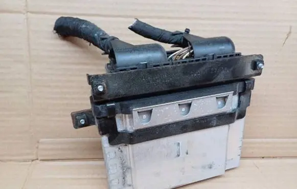 Skoda Fabia Mk3 (NJ) Engine control unit/module 04E907309AF 0261S009531
