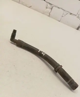 Volkswagen Transporter - Caravelle T4 Engine coolant pipe/hose 023133370E