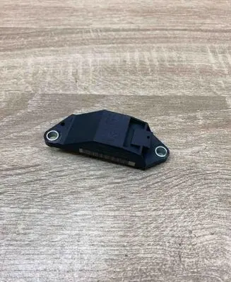 Mercedes-Benz E W211 Airbag deployment crash/impact sensor A0018209326