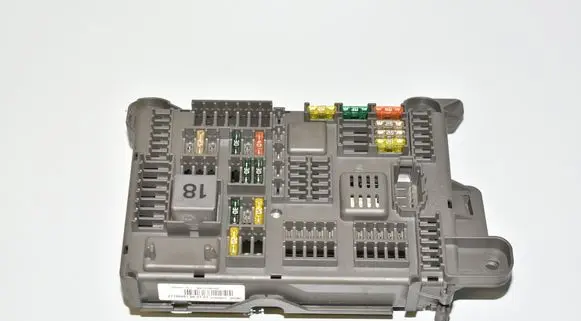 BMW X5 E70 Fuse module 61146931687 6931687