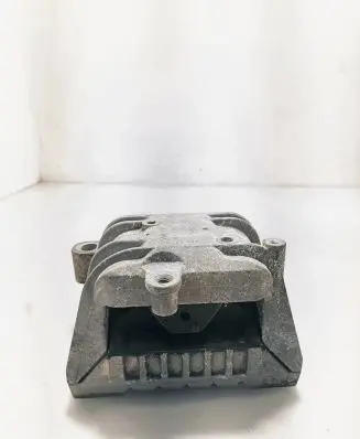 Audi A3 S3 8P Engine mount bracket 1K0199262ba