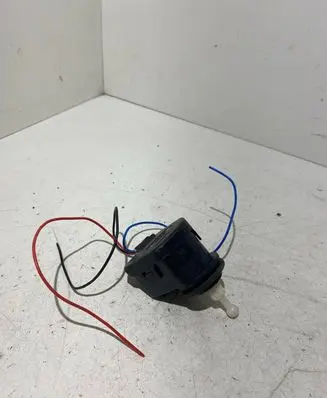 Volkswagen PASSAT B5.5 Headlight level adjustment motor 1J0941295C