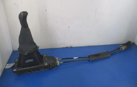Renault Clio I Gear shift rod 8200755871