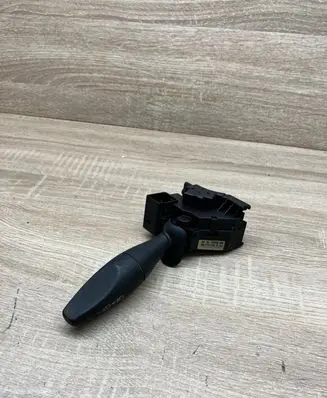 Ford Focus Indicator stalk 98AG13335AD