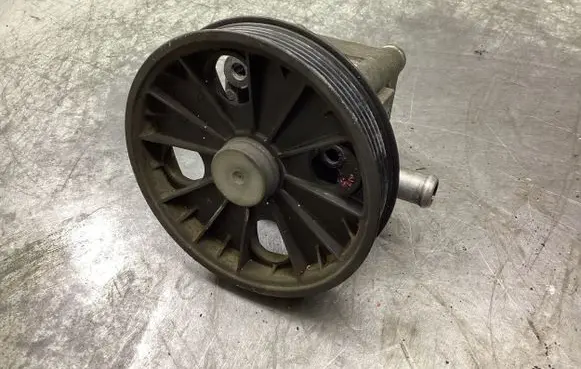 Volvo V70 Power steering pump 30741790 7613955158