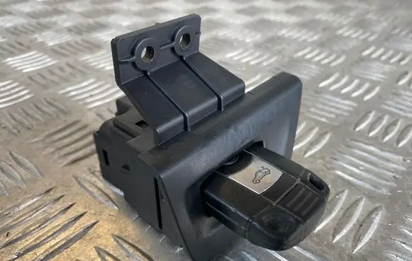 BMW 1 E81 E87 Ignition lock 6954717 1349 10862510