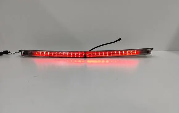 BMW 5 E60 E61 Third/center stoplight 168654 022407 168648
